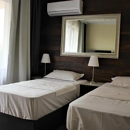 Διαμέρισμα Valencia Gardens Luxury Νεσέμπαρ