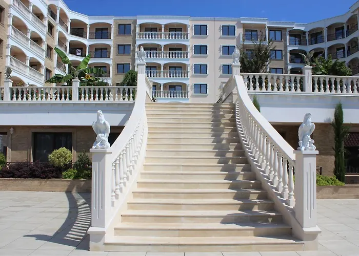 Valencia Gardens Luxury Apartmán *