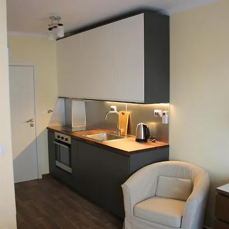 Valencia Gardens Luxury דירה נסבר