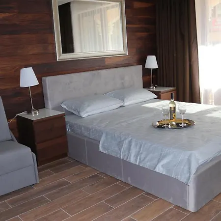 Valencia Gardens Luxury * נסבר