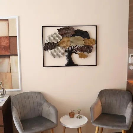 Valencia Gardens Luxury נסבר