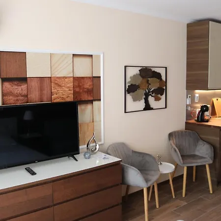 Valencia Gardens Luxury נסבר