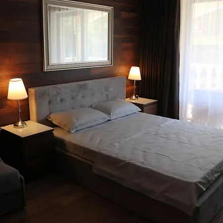 Valencia Gardens Luxury *