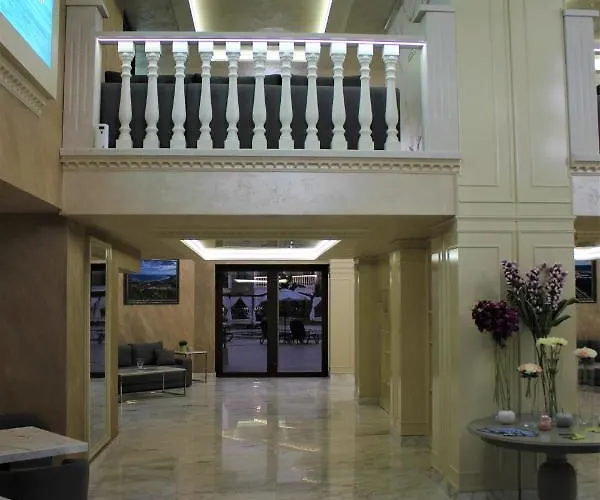 Valencia Gardens Luxury *